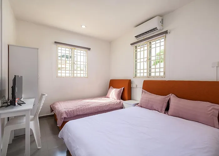 Seaside Private Bungalow, Tg Bungah
