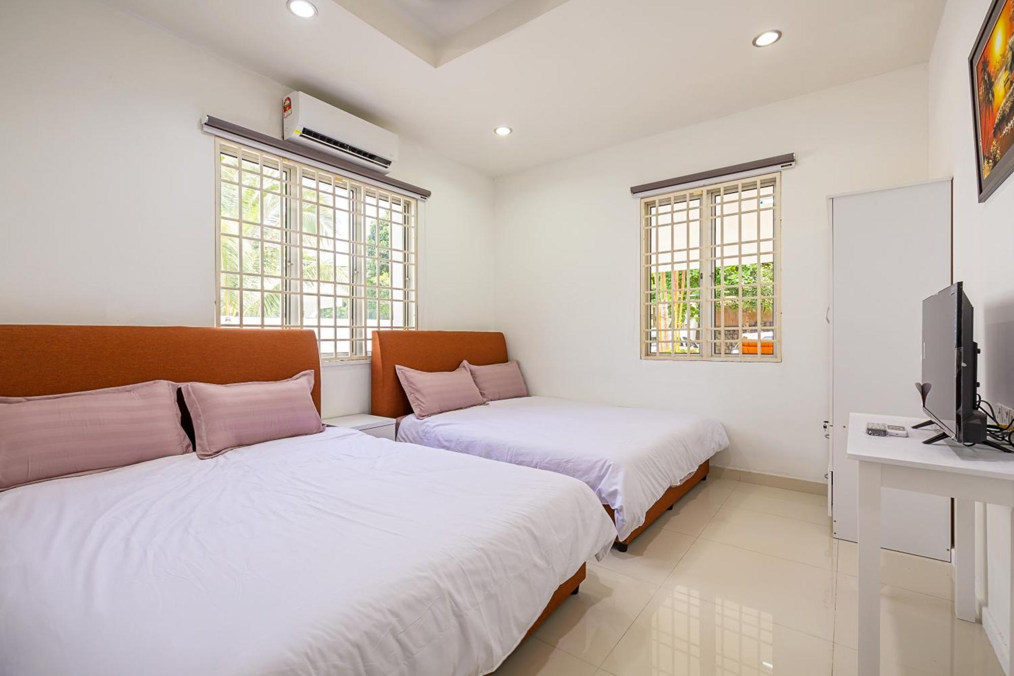 Seaside Private Bungalow, Tg Bungah