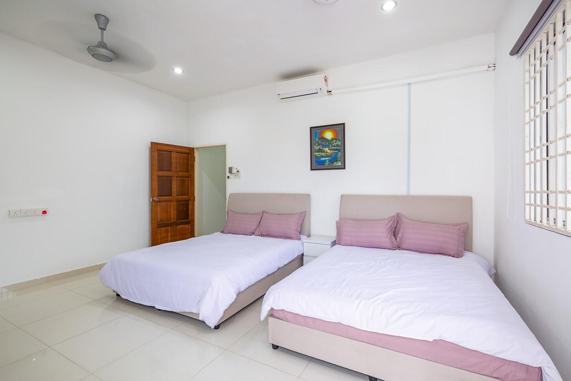 Seaside Private Bungalow, Tg Bungah * Tanjung Bungah (Penang)
